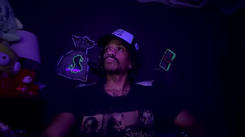 Snapshot of lxrdhxkvgemvsterjuice chatting on 05-18-26, 10:37 lxrdhxkvgemvsterjuice online show from 05-18-26, 10:37