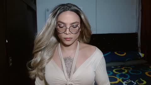 Snapshot of lya_mcconellts chatting on 12-24-24, 04:00 Lya Mcconell online show from 12-24-24, 04:00