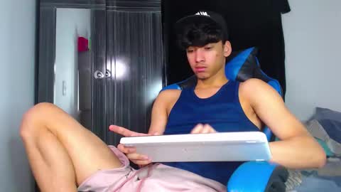 Snapshot of lyam_russo chatting on 02-24-26, 07:45 Lyam online show from 02-24-26, 07:45