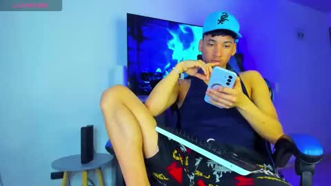 Lyam online show from 03-27-26, 05:35