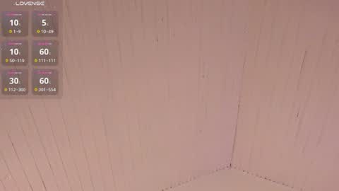Snapshot of lyana_xz chatting on 06-11-26, 11:41 LYA online show from 06-11-26, 11:41