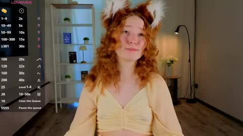 Snapshot of lydaerne chatting on 05-10-26, 01:22 Call me Liddy Im so new here show me how to get fun here please online show from 05-10-26, 01:22