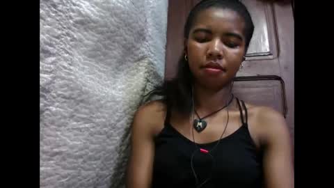 Lydiah online show from 09-23-25, 04:43