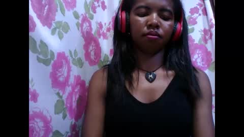 Lydiah online show from 10-21-25, 06:41