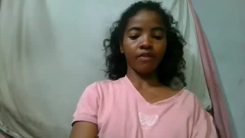 Snapshot of lydie856696 chatting on 06-07-26, 02:48 lydie856696 online show from 06-07-26, 02:48
