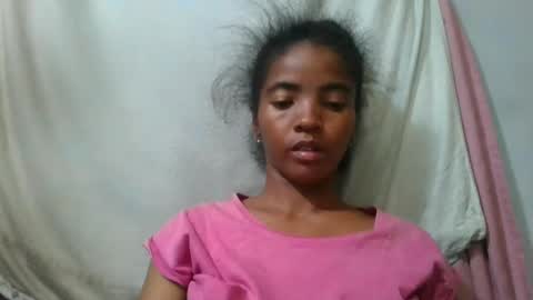Snapshot of lydie856696 chatting on 06-14-26, 02:30 lydie856696 online show from 06-14-26, 02:30