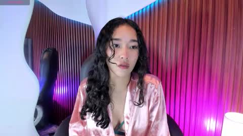 Lyhana Lee online show from 10-12-25, 12:48