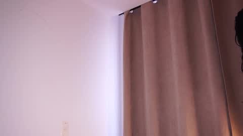 Lyhana Lee online show from 03-06-26, 02:46