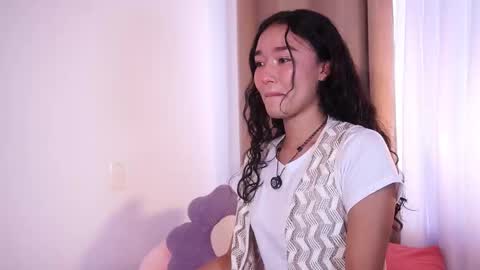 Lyhana Lee online show from 03-21-26, 04:32