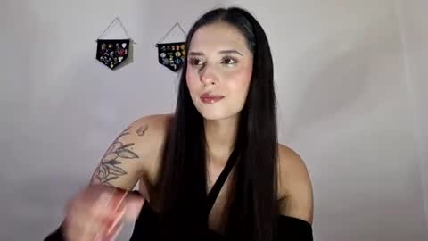 Snapshot of lyla205 chatting on 07-13-26, 03:20 lyla online show from 07-13-26, 03:20
