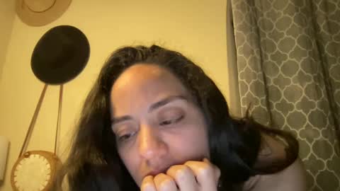 Olivia online show from 02-03-25, 04:57