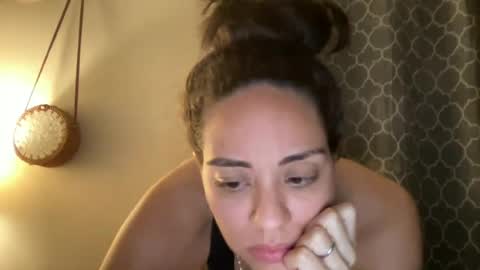 Snapshot of lylajades chatting on 07-30-26, 01:48 Olivia online show from 07-30-26, 01:48