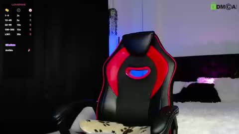 Lyle Bennett Freelance Model online show from 09-11-25, 12:49