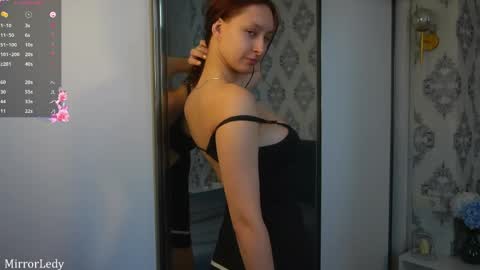 Snapshot of lylianrosse chatting on 05-15-26, 07:15 Lylian online show from 05-15-26, 07:15