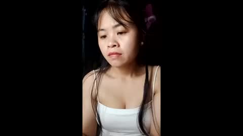 Snapshot of lyly1200 chatting on 04-19-26, 08:11 Lyly online show from 04-19-26, 08:11
