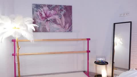 Lyly   online show from 03-04-25, 05:32