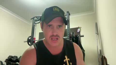 Snapshot of lymbo5 chatting on 12-08-24, 10:19 LYMBOZZ online show from 12-08-24, 10:19