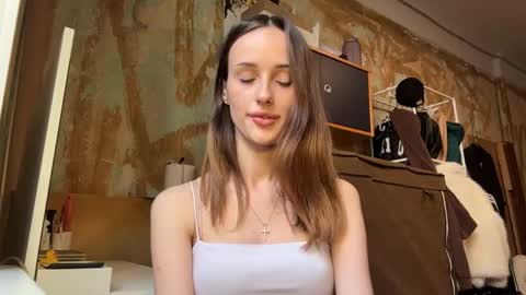 Maria  online show from 05-06-26, 02:44