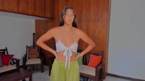  LYNN  online show from 11-17-25, 04:40