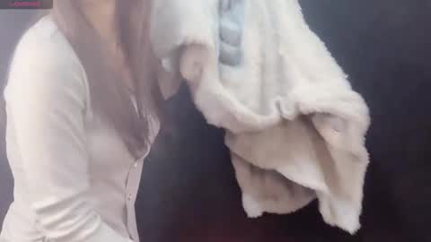 Snapshot of lynnalltop_165_keke chatting on 11-03-25, 11:48 lynnalltop_165_keke online show from 11-03-25, 11:48