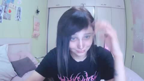 Kira online show from 10-20-25, 10:27