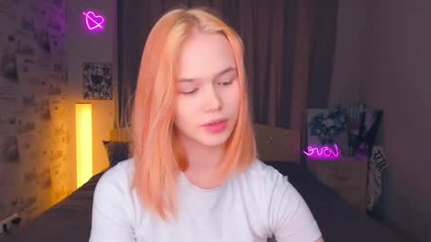 Cozy Lynns room online show from 02-13-26, 09:16