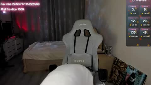 lynne_dawson online show from 11-23-25, 06:30