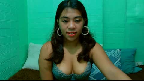 Snapshot of lynskaye2005 chatting on 07-28-26, 06:53 Lyn online show from 07-28-26, 06:53