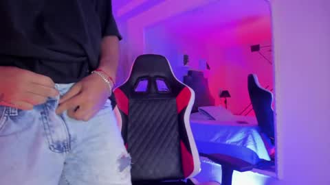 Lyon Gold online show from 04-26-26, 01:31