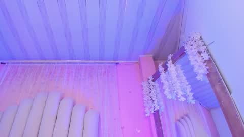 Snapshot of lyra_gh chatting on 12-21-25, 03:35 LYRA online show from 12-21-25, 03:35