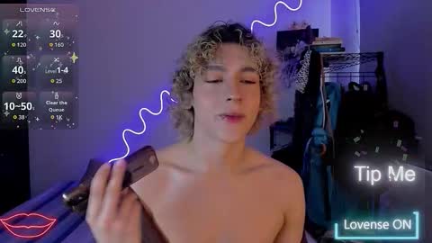 Lyric online show from 11-16-25, 09:09