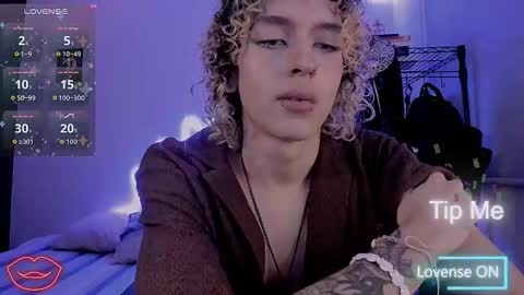 Lyric online show from 03-20-26, 02:05