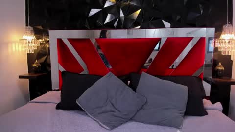 Lysa  online show from 04-05-26, 01:52