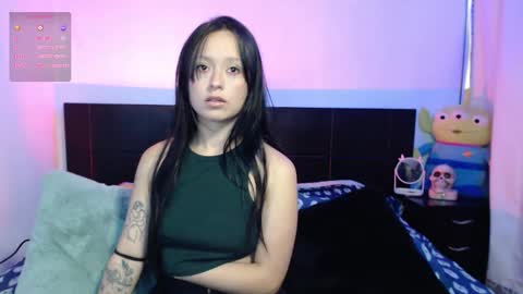Snapshot of lyshana chatting on 11-04-25, 05:01 lyshana online show from 11-04-25, 05:01