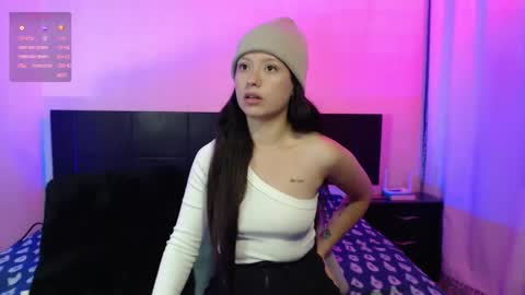 Snapshot of lyshana chatting on 12-04-25, 10:13 lyshana online show from 12-04-25, 10:13