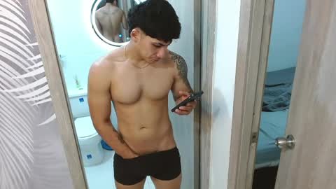 MICHAEL online show from 04-12-26, 05:34