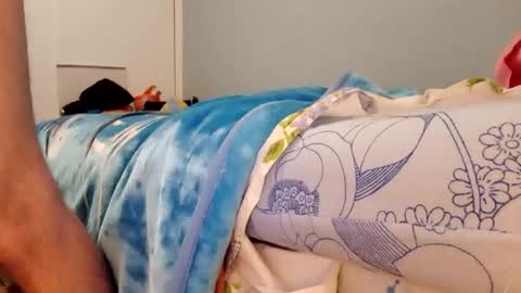 Snapshot of m306 chatting on 10-18-25, 09:32 m306 online show from 10-18-25, 09:32