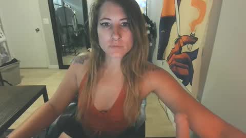 Snapshot of m3taaa chatting on 09-17-25, 02:02 M3ta online show from 09-17-25, 02:02