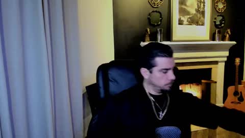 Snapshot of m4ck764561 chatting on 02-25-25, 11:11 m4ck online show from 02-25-25, 11:11