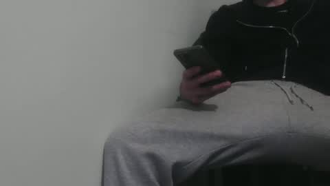 m4dh4tter24 online show from 12-04-24, 08:18