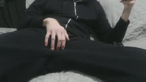 m4dh4tter24 online show from 01-04-25, 09:52