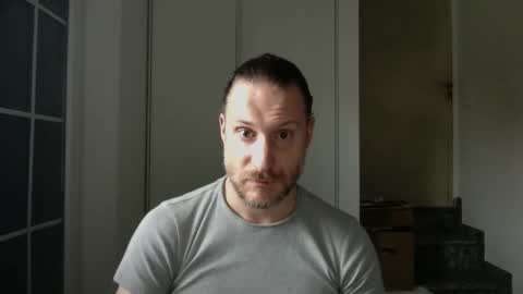 Snapshot of m4rduk81 chatting on 01-20-25, 02:03 m4rduk online show from 01-20-25, 02:03