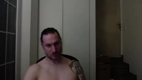 Snapshot of m4rduk81 chatting on 01-22-25, 04:12 m4rduk online show from 01-22-25, 04:12