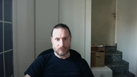 Snapshot of m4rduk81 chatting on 02-04-25, 02:53 m4rduk online show from 02-04-25, 02:53