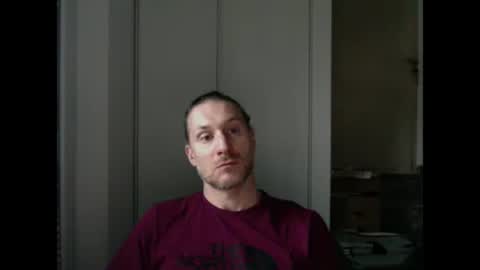 Snapshot of m4rduk81 chatting on 02-16-25, 04:10 m4rduk online show from 02-16-25, 04:10