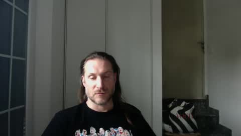 Snapshot of m4rduk81 chatting on 03-09-25, 02:21 m4rduk online show from 03-09-25, 02:21