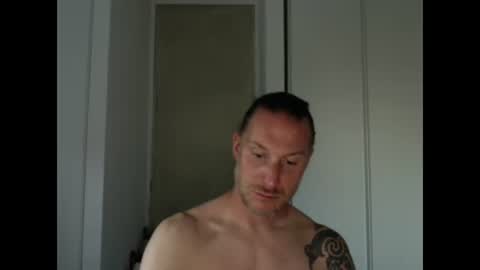 Snapshot of m4rduk81 chatting on 09-15-25, 04:40 m4rduk online show from 09-15-25, 04:40