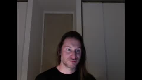 Snapshot of m4rduk81 chatting on 10-19-25, 05:19 m4rduk online show from 10-19-25, 05:19