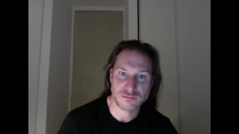 Snapshot of m4rduk81 chatting on 10-20-25, 03:51 m4rduk online show from 10-20-25, 03:51