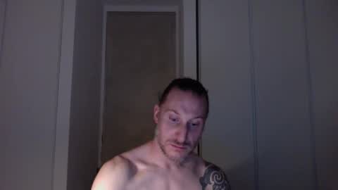 Snapshot of m4rduk81 chatting on 10-23-25, 07:34 m4rduk online show from 10-23-25, 07:34